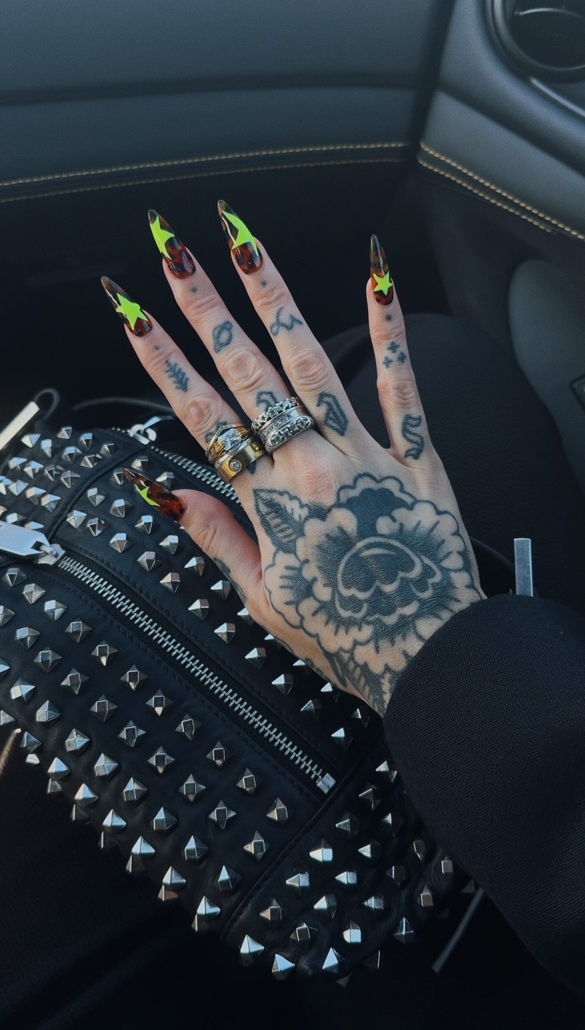 Brighteyes Press-on Nail Set