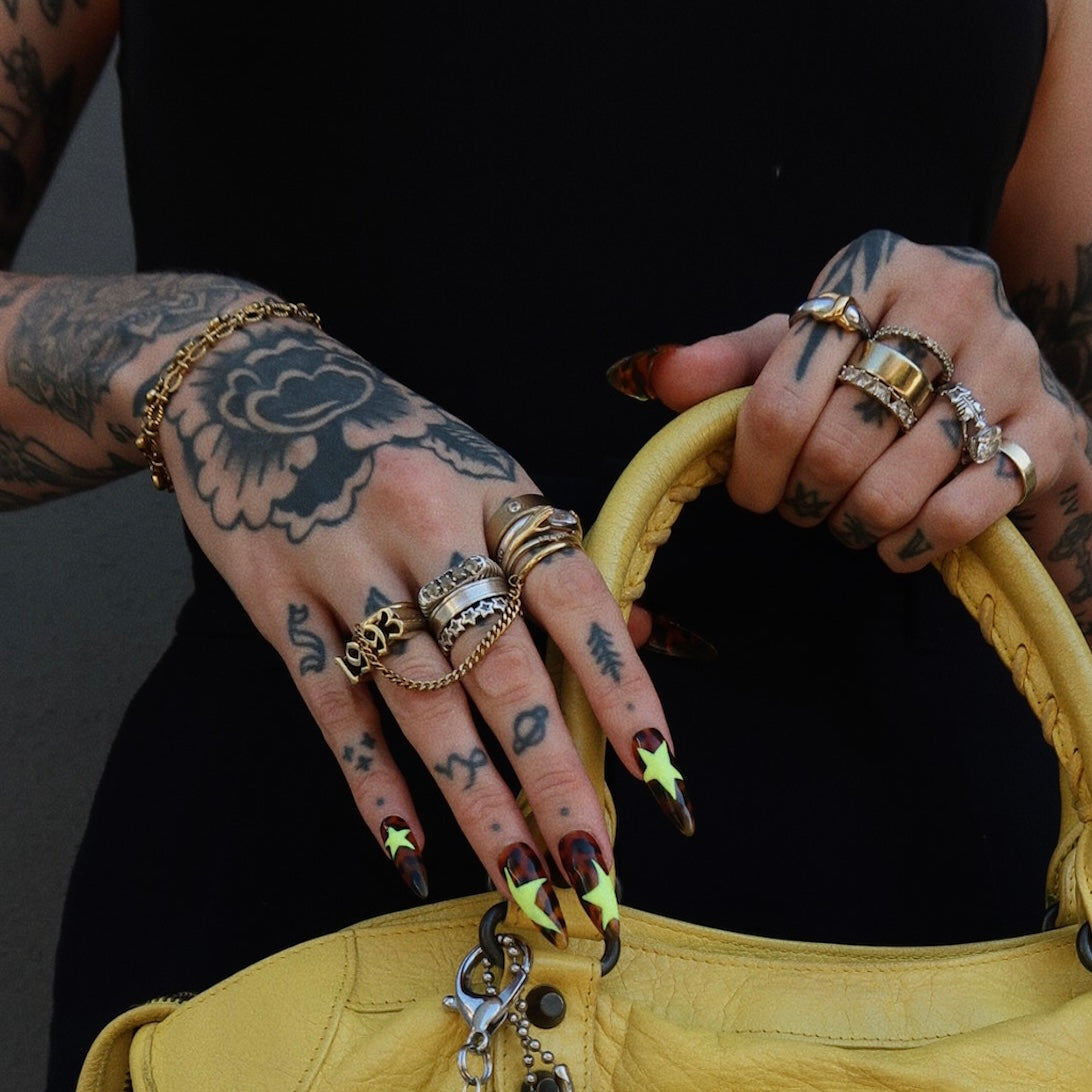 Brighteyes Press-on Nail Set