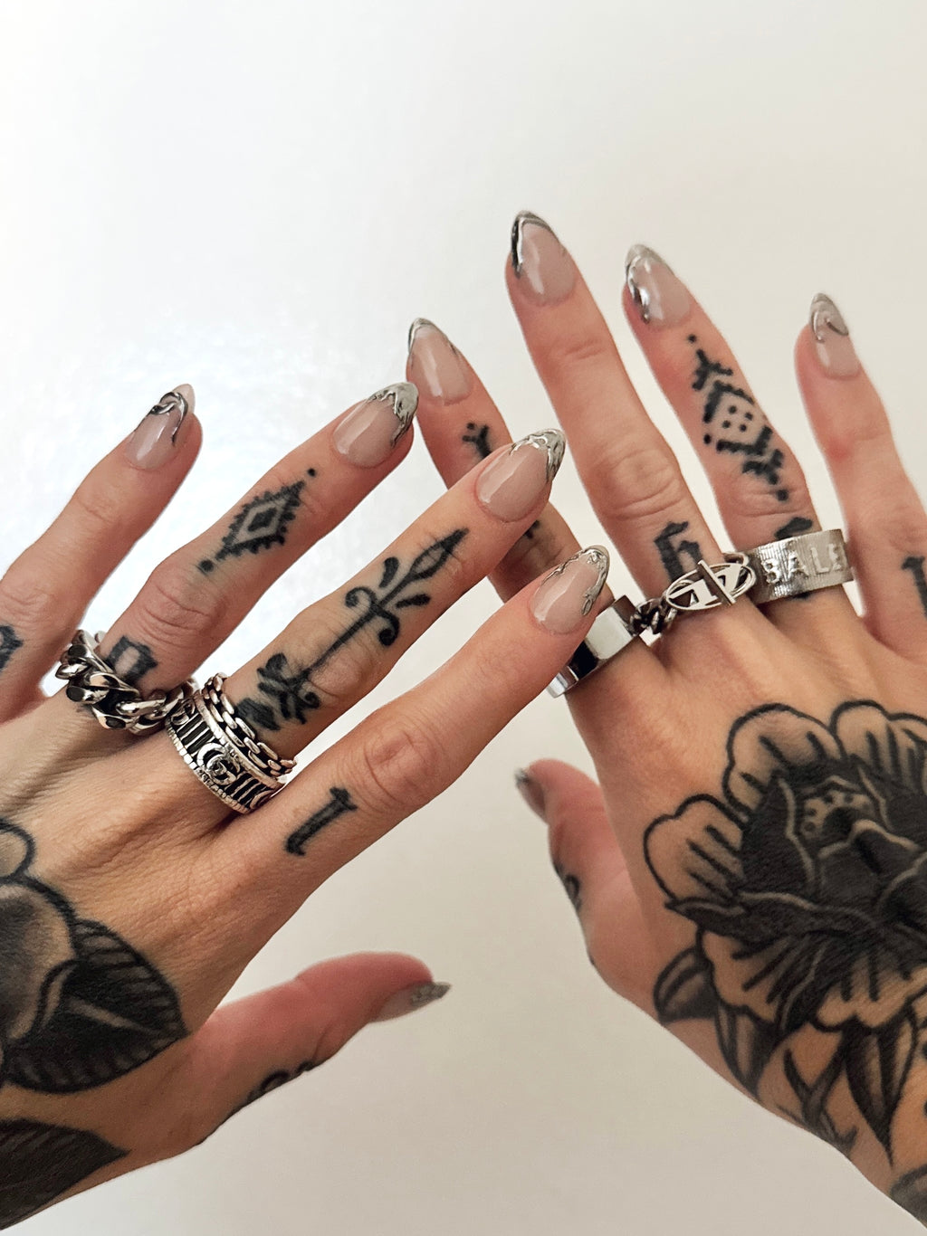 Organic Chrome Press-on Nail Set